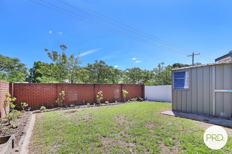 Photo - 1/486 Heriot Street, Lavington NSW 2641 - Image 12