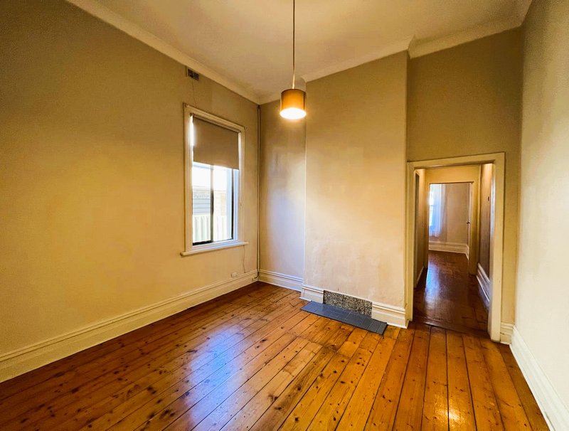 Photo - 1/486 Seaview Road, Henley Beach SA 5022 - Image 4