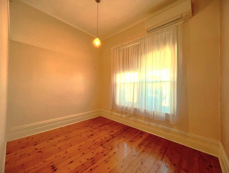 Photo - 1/486 Seaview Road, Henley Beach SA 5022 - Image 7