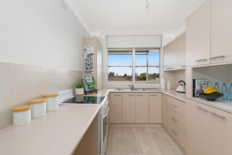 Photo - 14/89 Oaks Avenue, Dee Why NSW 2099 - Image 6