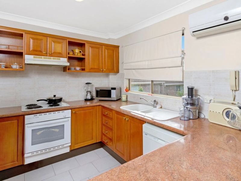 Photo - 14/9-11 Junction Road, Terrigal NSW 2260 - Image 3