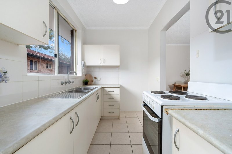 Photo - 14/9-11 Railway Street, Kogarah NSW 2217 - Image 2