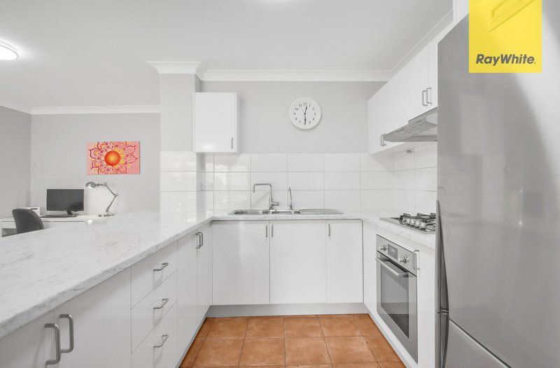 Photo - 14/9-11 Wigram Street, Harris Park NSW 2150 - Image 5