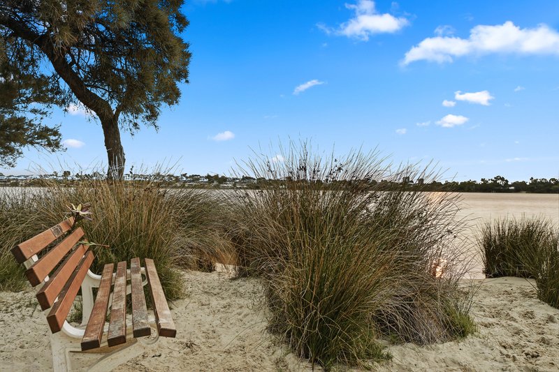 Photo - 1/49-51 Mosaic Street East , Shelley WA 6148 - Image 18