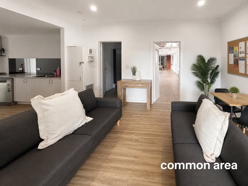 Photo - 1/49-51 White Street, Kilmore VIC 3764 - Image 2