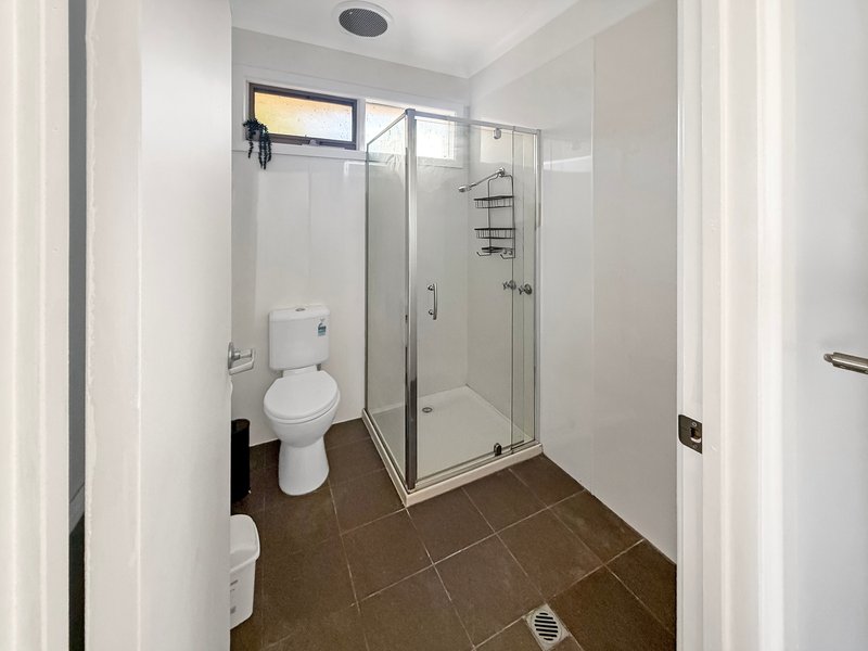 Photo - 1/49-51 White Street, Kilmore VIC 3764 - Image 4