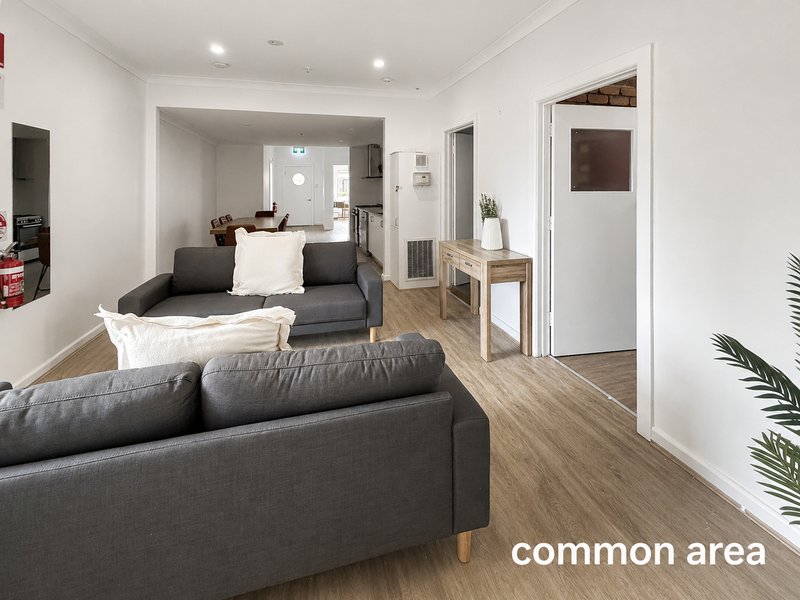 Photo - 1/49-51 White Street, Kilmore VIC 3764 - Image 9