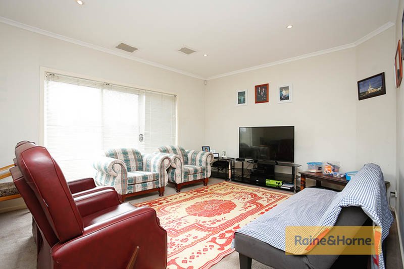 Photo - 1/49-55 Tullidge Street, Melton VIC 3337 - Image 4