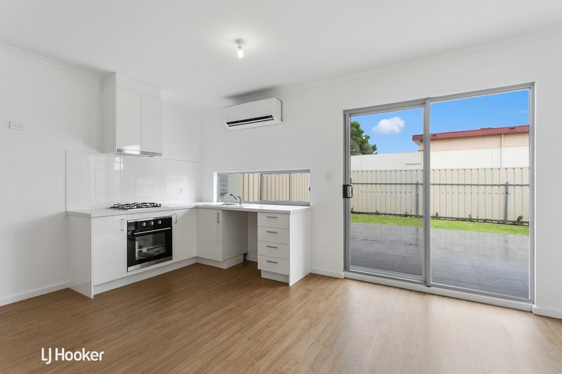 Photo - 14/9 Bald Street, Smithfield Plains SA 5114 - Image 5