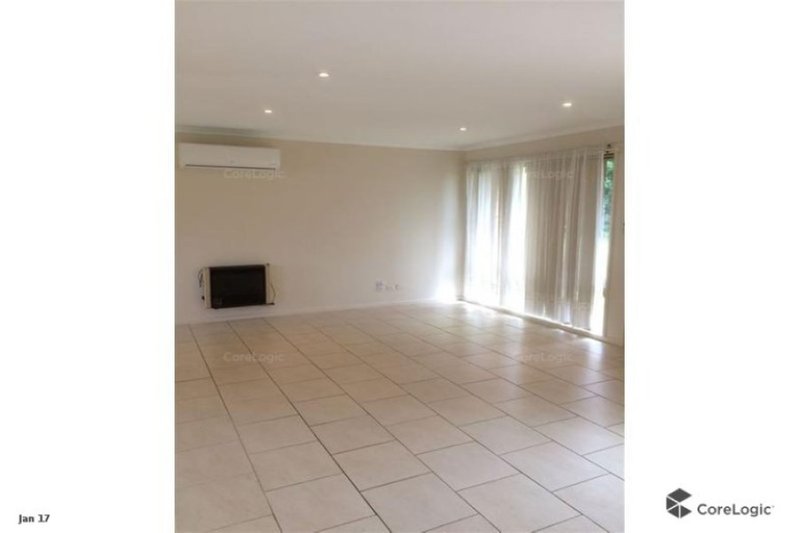 Photo - 149 Bardia Parade, Holsworthy NSW 2173 - Image 4