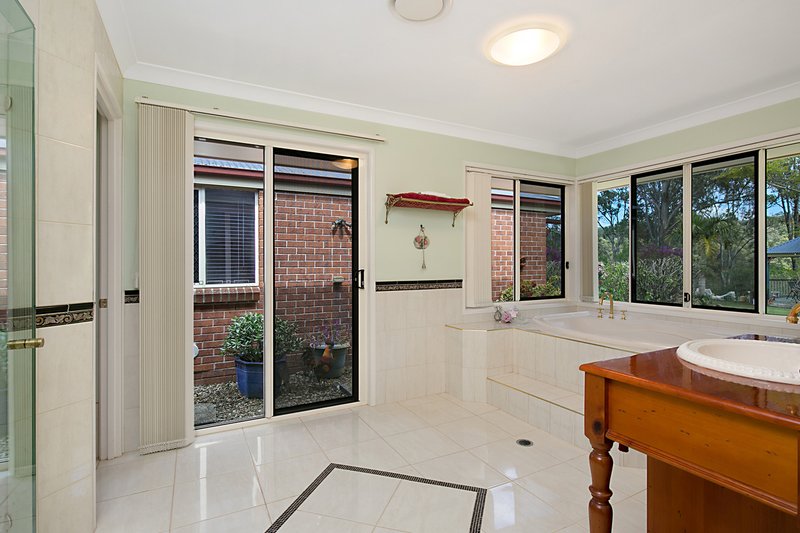 Photo - 149 Barrenjoey Drive, Ormeau Hills QLD 4208 - Image 10