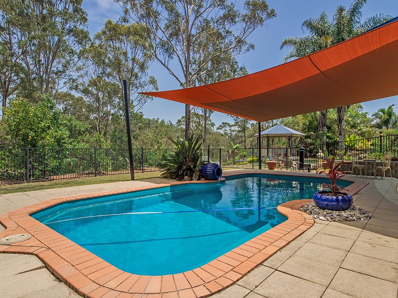 Photo - 149 Barrenjoey Drive, Ormeau Hills QLD 4208 - Image 14