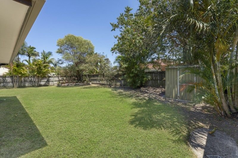Photo - 1/49 Botanical Drive, Labrador QLD 4215 - Image 11