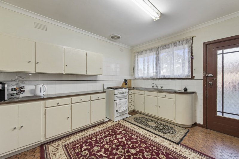 Photo - 149 Buckley Street, Noble Park VIC 3174 - Image 5