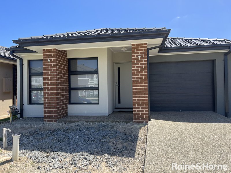 149 Carnival Boulevard, Berwick VIC 3806