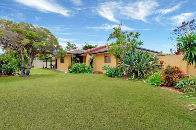 Photo - 149 Christine Avenue, Burleigh Waters QLD 4220 - Image 2