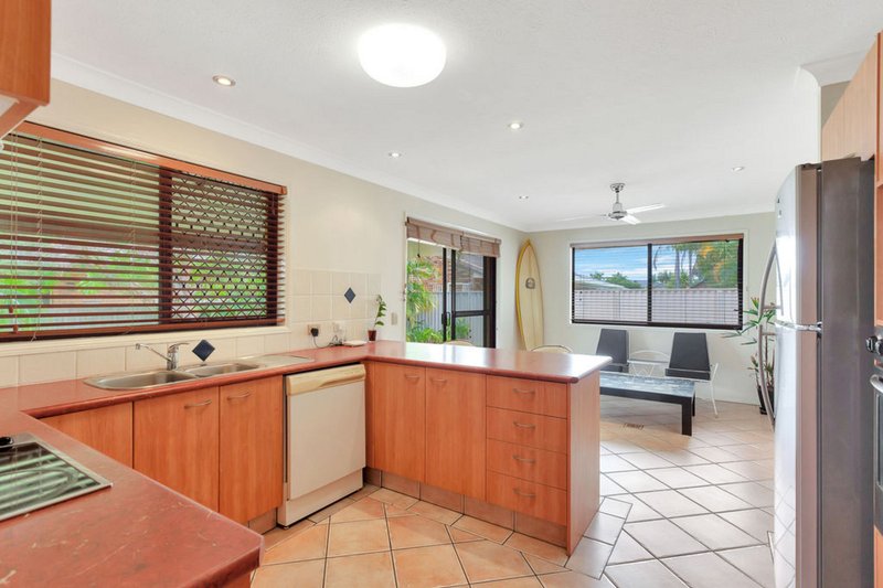 Photo - 149 Christine Avenue, Burleigh Waters QLD 4220 - Image 7