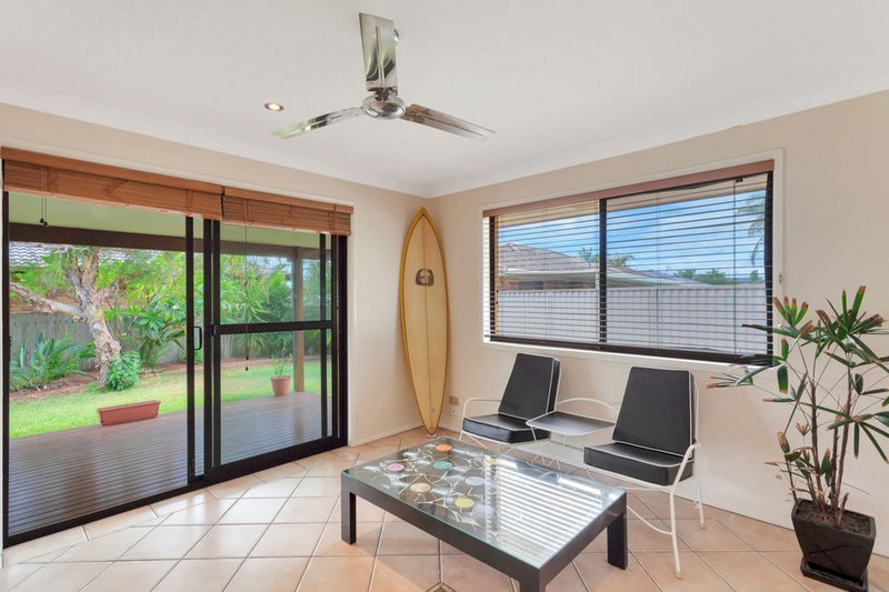 Photo - 149 Christine Avenue, Burleigh Waters QLD 4220 - Image 8