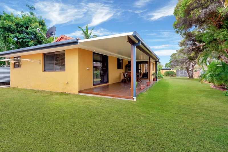 Photo - 149 Christine Avenue, Burleigh Waters QLD 4220 - Image 14