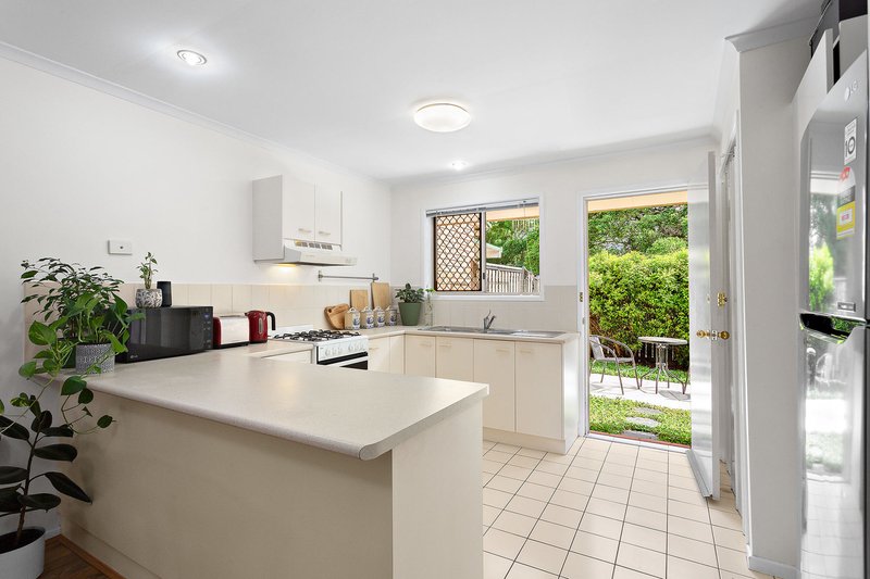 Photo - 1/49 Colac Street, Kedron QLD 4031 - Image 4