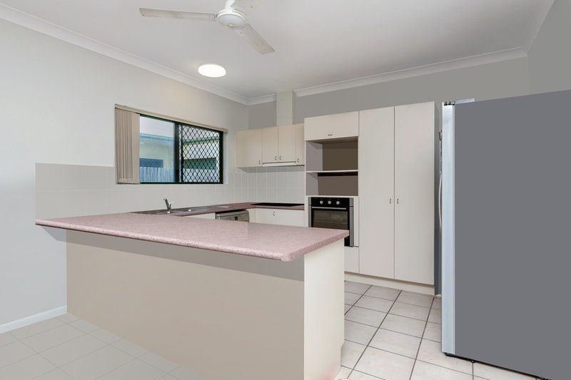 Photo - 1/49 Eleventh Avenue, Railway Estate QLD 4810 - Image 3