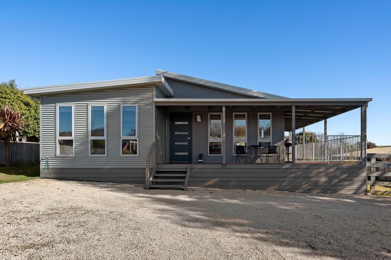 Photo - 149 George Street, Scottsdale TAS 7260 - Image 2