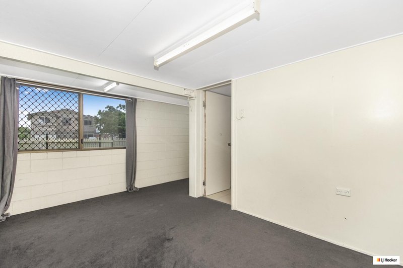 Photo - 149 Goodwin Street, Currajong QLD 4812 - Image 7