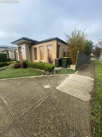 Photo - 149 Hummingbird Boulevard, Tarneit VIC 3029 - Image 2