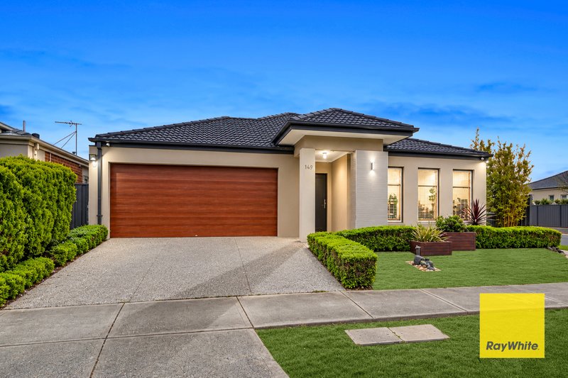 Photo - 149 Hummingbird Boulevard, Tarneit VIC 3029 - Image 2