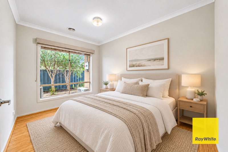Photo - 149 Hummingbird Boulevard, Tarneit VIC 3029 - Image 9