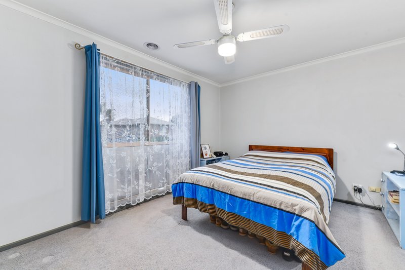 Photo - 1/49 Ivan Crescent, Hampton Park VIC 3976 - Image 6