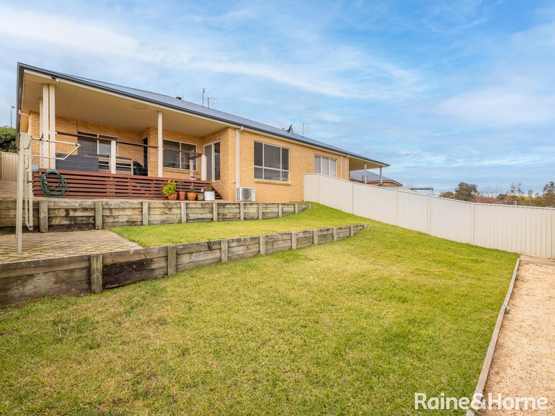 Photo - 1/49 Lavelle Street, Windradyne NSW 2795 - Image 13