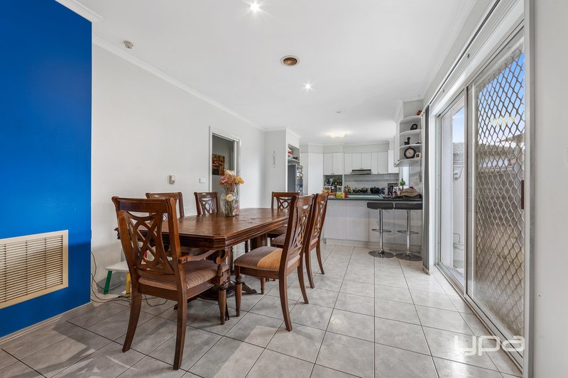 Photo - 1/49 Lewin Street, Deer Park VIC 3023 - Image 3