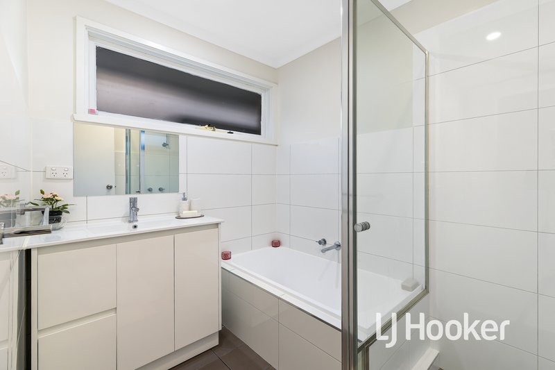 Photo - 1/49 Loch Street, Cranbourne VIC 3977 - Image 9