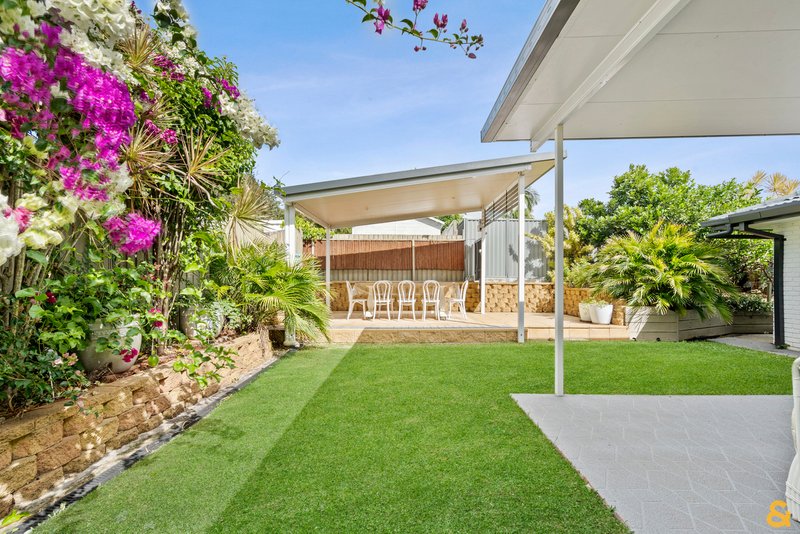 Photo - 149 Meadowlands Road, Carindale QLD 4152 - Image 15