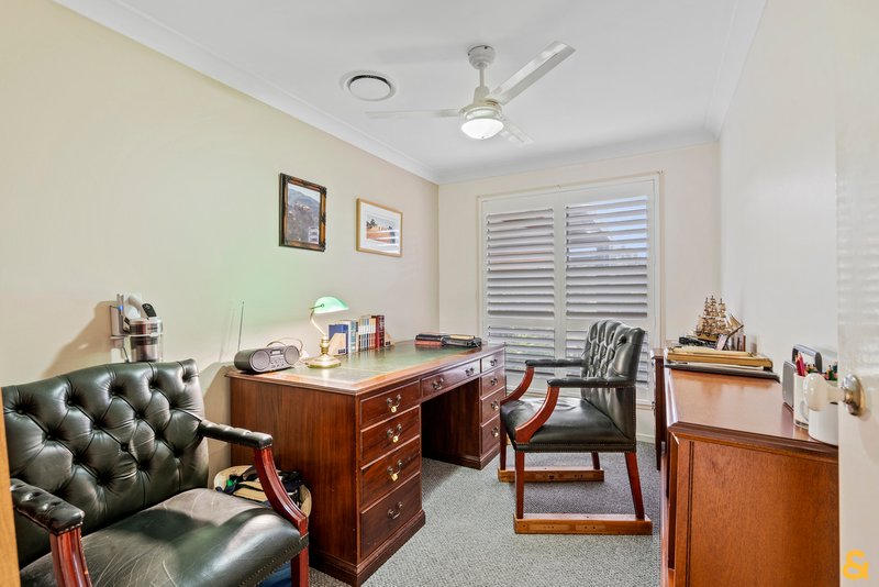 Photo - 149 Meadowlands Road, Carindale QLD 4152 - Image 21