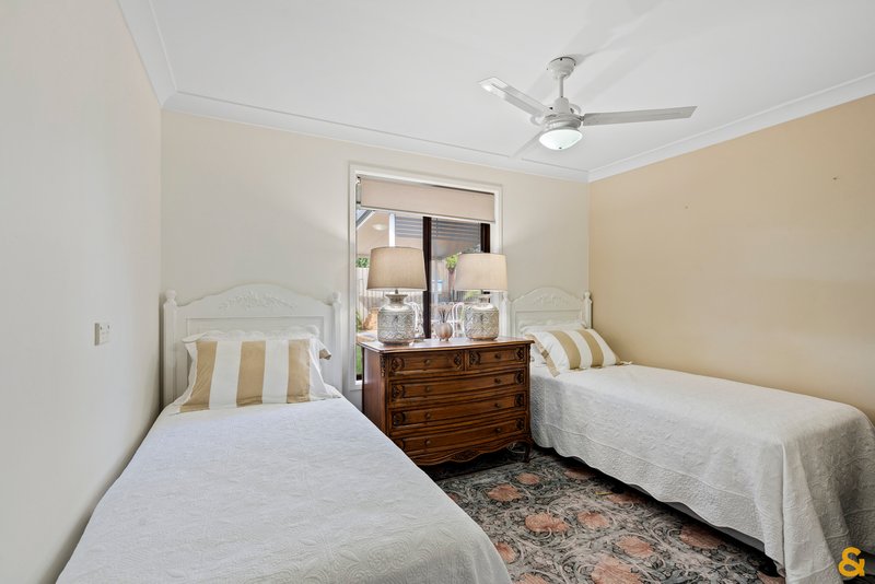 Photo - 149 Meadowlands Road, Carindale QLD 4152 - Image 24