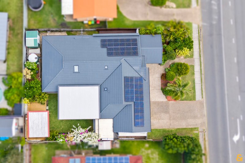 Photo - 149 Meadowlands Road, Carindale QLD 4152 - Image 25