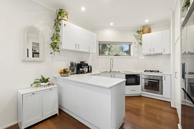 Photo - 1/49 St Vigeons Road, Reservoir VIC 3073 - Image 3