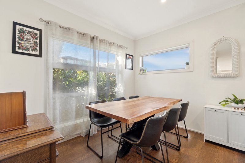Photo - 1/49 St Vigeons Road, Reservoir VIC 3073 - Image 4