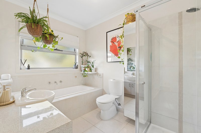 Photo - 1/49 St Vigeons Road, Reservoir VIC 3073 - Image 7