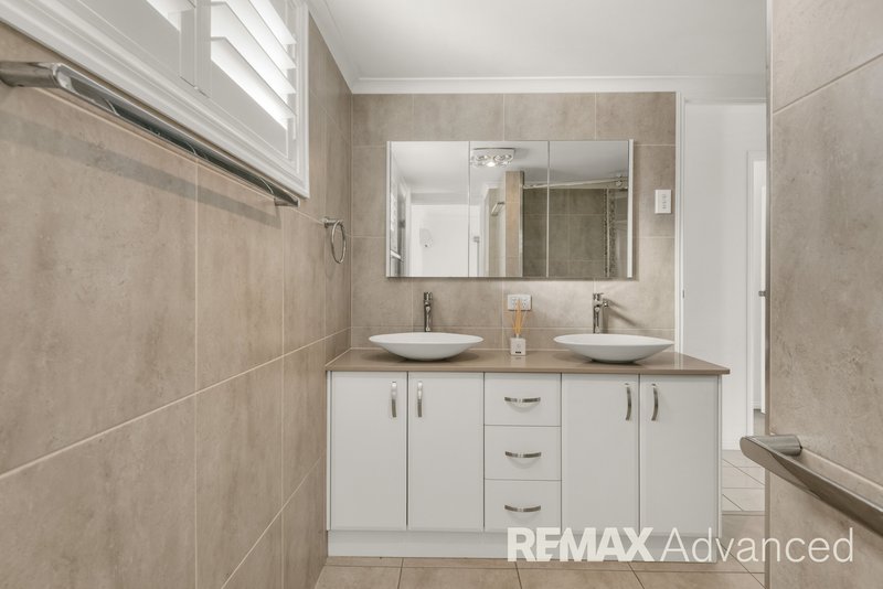 Photo - 1/49 Sylvan Beach Esplanade, Bellara QLD 4507 - Image 12