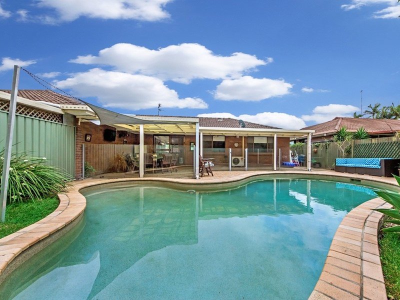 Photo - 1/49 Treeview Drive, Burleigh Waters QLD 4220 - Image 1