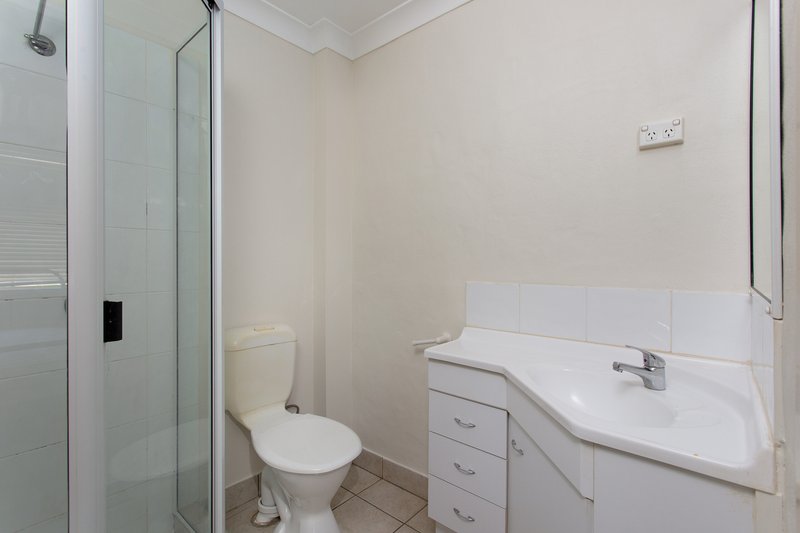 Photo - 14/9 Uniplaza Court, Kearneys Spring QLD 4350 - Image 6