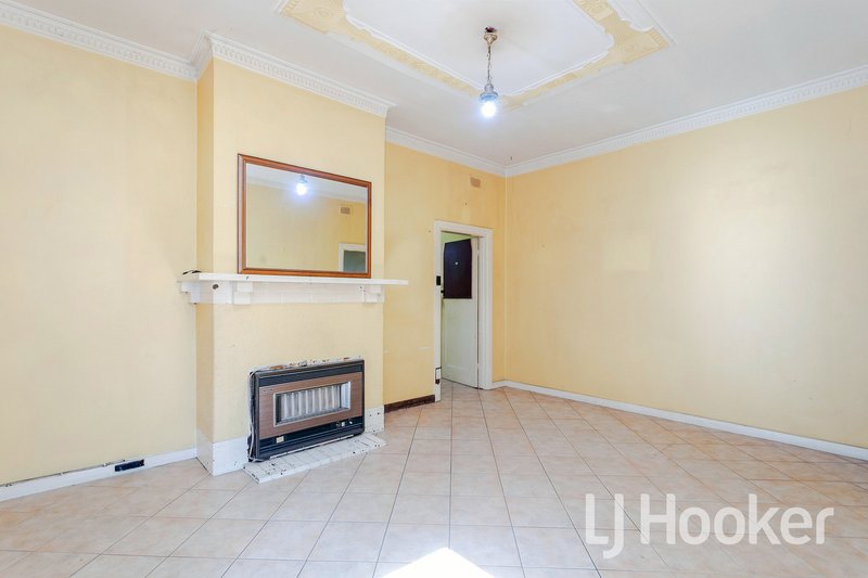 Photo - 1/49 Windsor Avenue, Woodville Park SA 5011 - Image 4