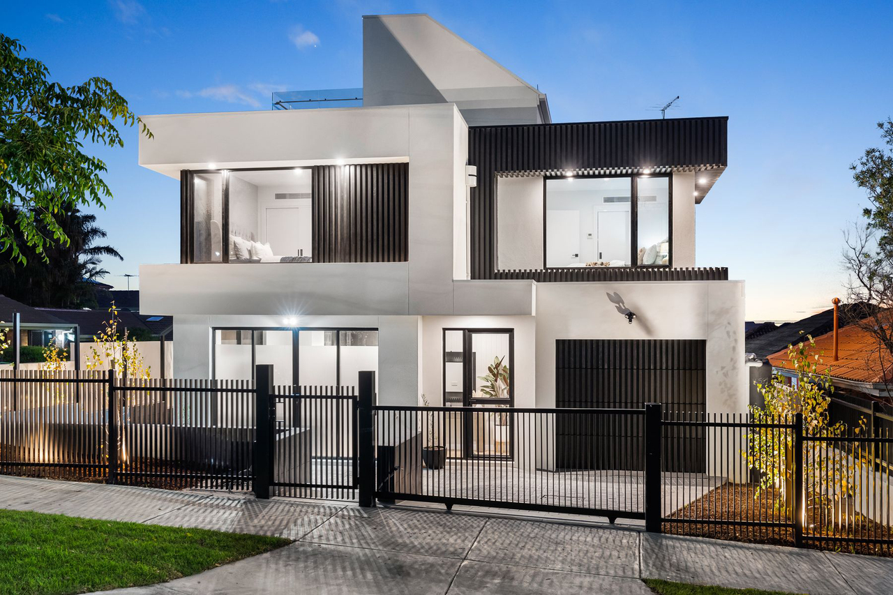 1/494 Main Street, Mordialloc, VIC 3195 - Image 1