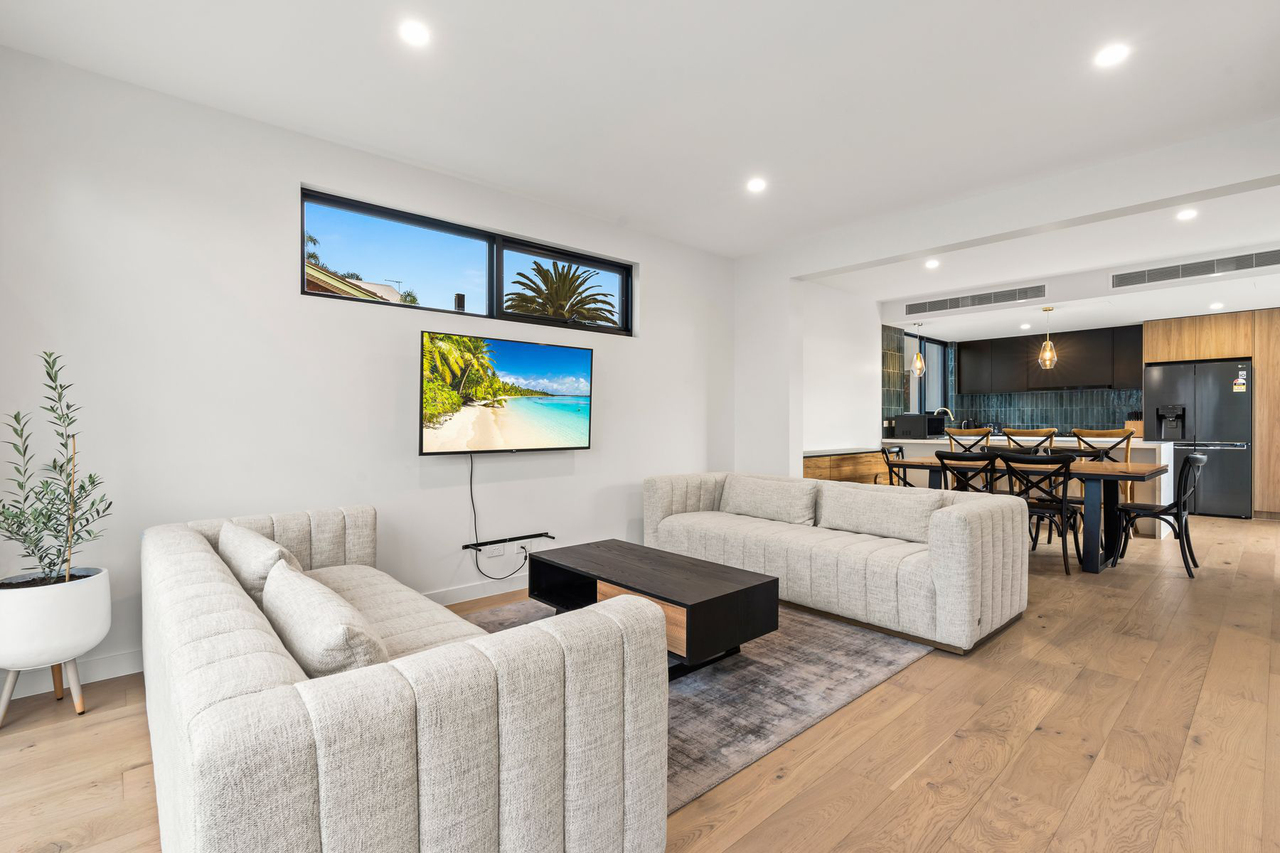 1/494 Main Street, Mordialloc, VIC 3195 - Image 2