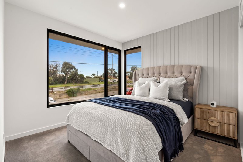 Photo - 1/494 Main Street, Mordialloc VIC 3195 - Image 15