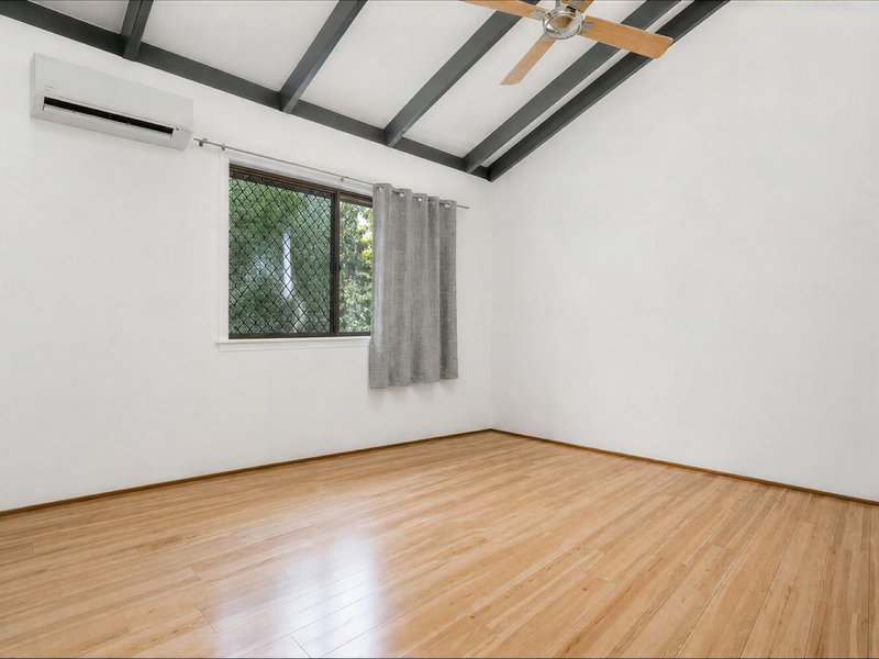 Photo - 1/496 Varley Street, Yorkeys Knob QLD 4878 - Image 7