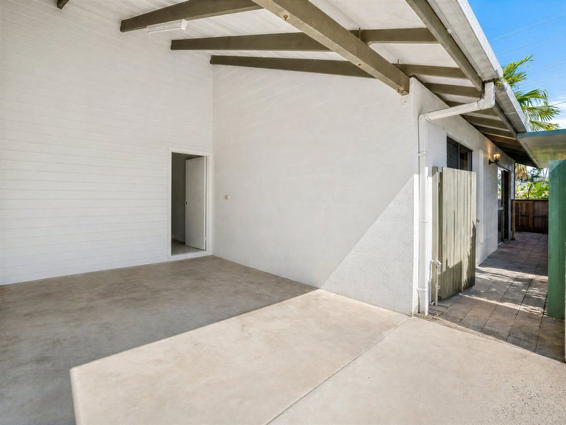 Photo - 1/496 Varley Street, Yorkeys Knob QLD 4878 - Image 10
